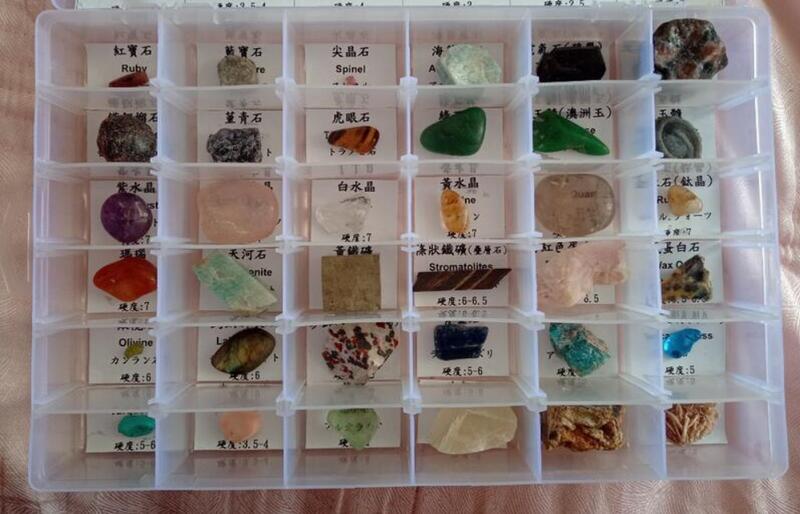 ~star~寶石礦物標本盒(內附36種寶石礦物)~紅寶+藍寶+尖晶+海藍寶+碧璽+堇青石+蛋白石+橄欖石+矽鋅礦+珊瑚