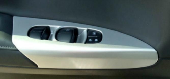 [[娜娜汽車]] 2014 super sentra aero 專用  內飾門板 四門升窗板 面板裝飾蓋(4片裝)