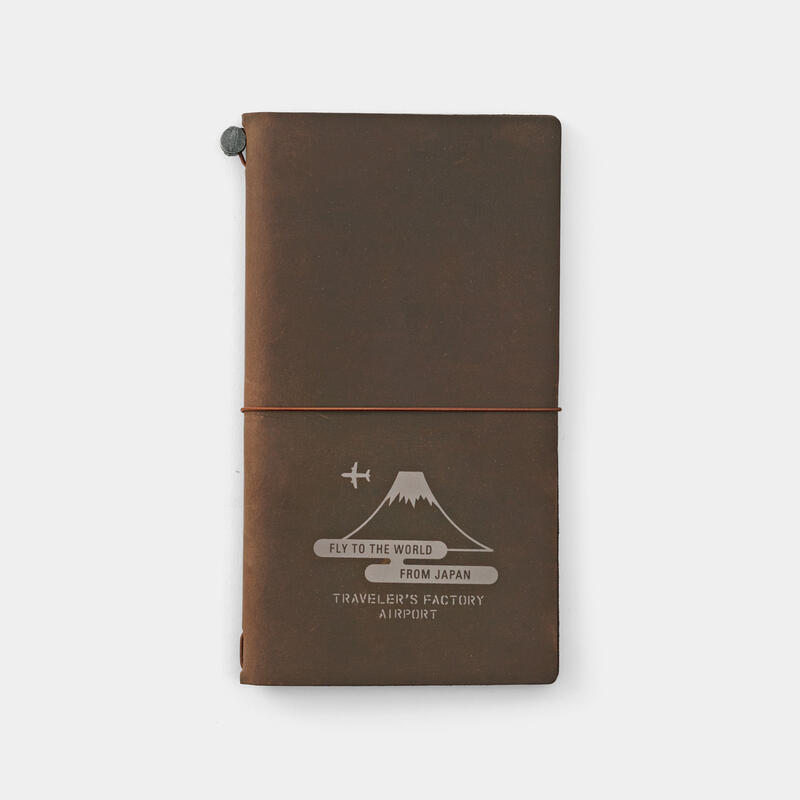 【缺貨中】Traveler's Notebook TN 旅人筆記本 成田機場 限定版 標準尺寸 本體 茶色 00724