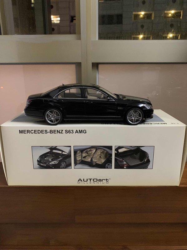 AUTO art 1/43 S63AMG（1/18 AUTOart Mercedes BENZ S63 AMG