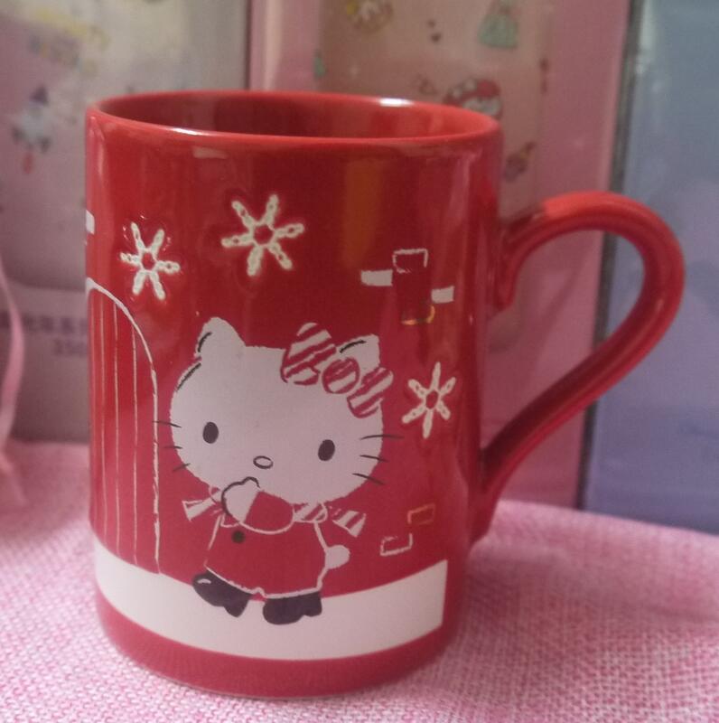 日版﹝Sanrio﹞限定※Hello Kitty凱蒂貓※【Kitty+雪人+小熊聖誕節版圖案】陶瓷馬克杯