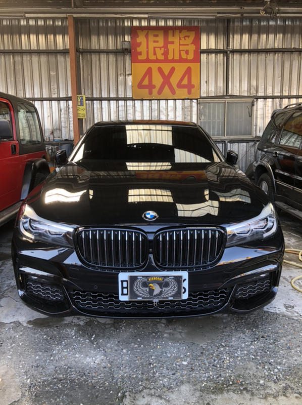 2017-BMW-740i-3000cc總代理 M．sport黑色．黑內裝、一手車 M版原廠改裝剎車卡鉗． 全車原漆、原