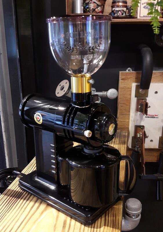 【多塔咖啡】新版 日本原裝 公司貨 保固一年 小富士 FUJI ROYAL DX R-220 磨豆機 黑色 鬼齒