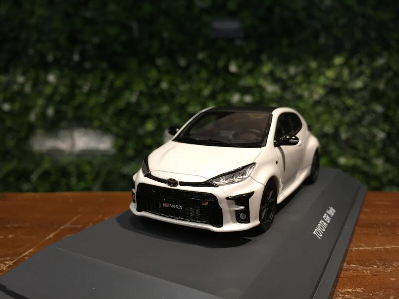 シュコー】 1/43 Toyota GR Yaris (Left Hand Drive) White 2020