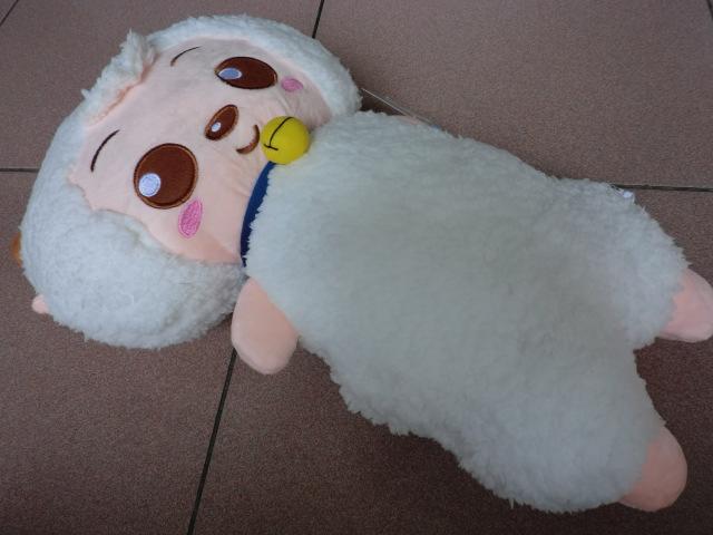 【nike100m】正版 Disney 迪士尼 可愛動物 喜羊羊 灰太郎 抱枕 玩偶 娃娃 約46cm