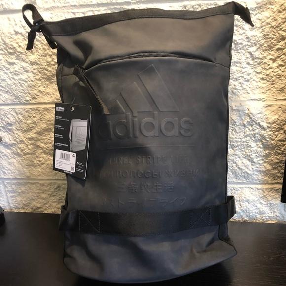 Iconic premium backpack best sale