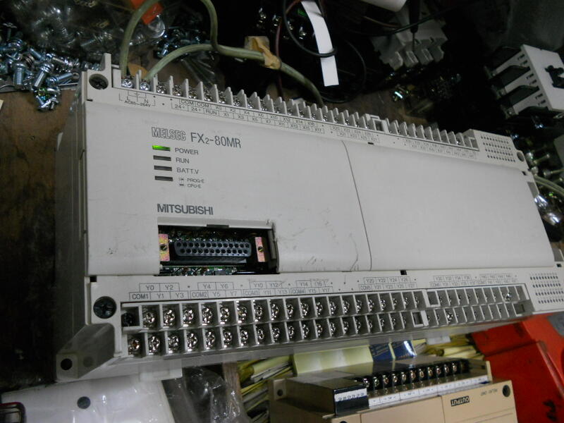 三菱プログラムコントローラー FX2-80MR - その他