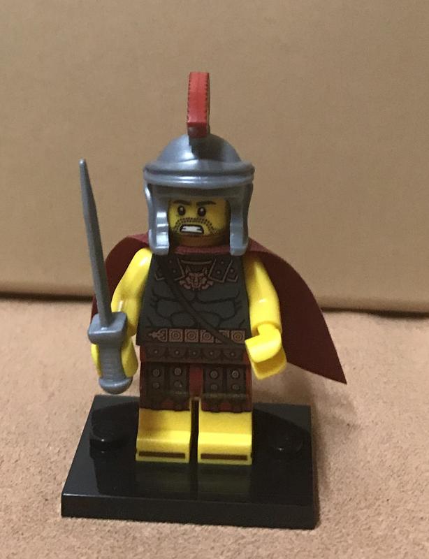 全新 LEGO 樂高 71001 Minifigures 人偶包  羅馬指揮官 Roman Commander