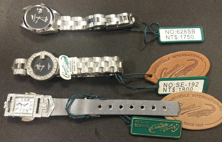 庫存品crocodile 鱷魚牌手錶三支(電池無電無法確定好壞當收藏/裝飾品