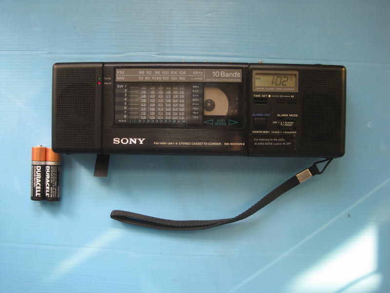 日製SONY WA-8000 MKII  卡式隨身稀有古董銘機可過電.可電台.馬達會轉..無卡帶功能..當故障機.