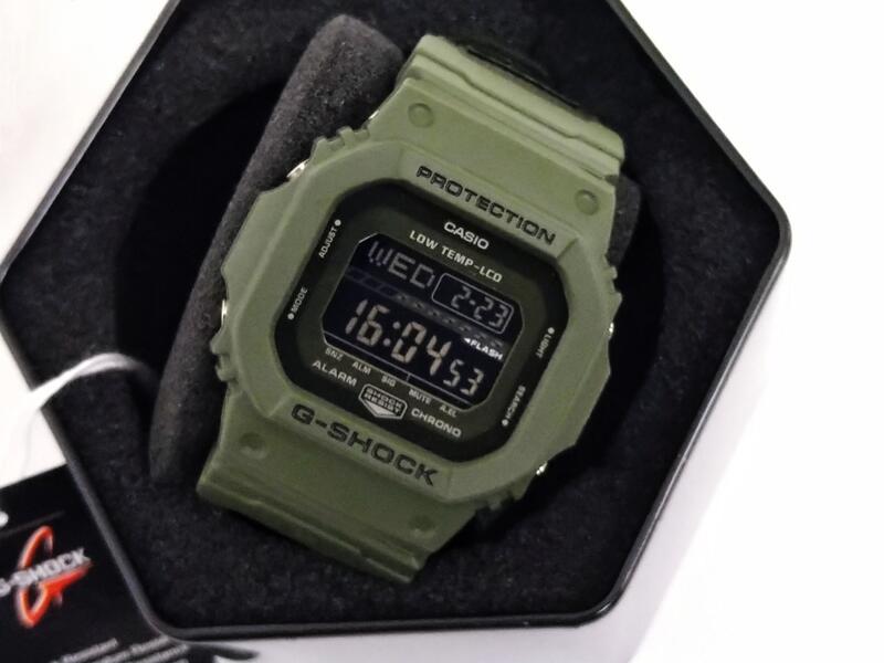 全新未使用已停產絕版商品CASIO 卡西歐G-SHOCK 軍綠色電子錶GLS-5600CL