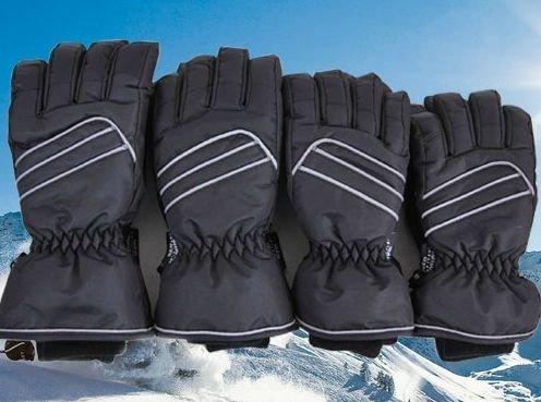 ◎庫存品特價出清。瑞典品牌 酷黑 兒童 大童 內絨保暖手套 Thinsulate 滑雪手套 110-120碼