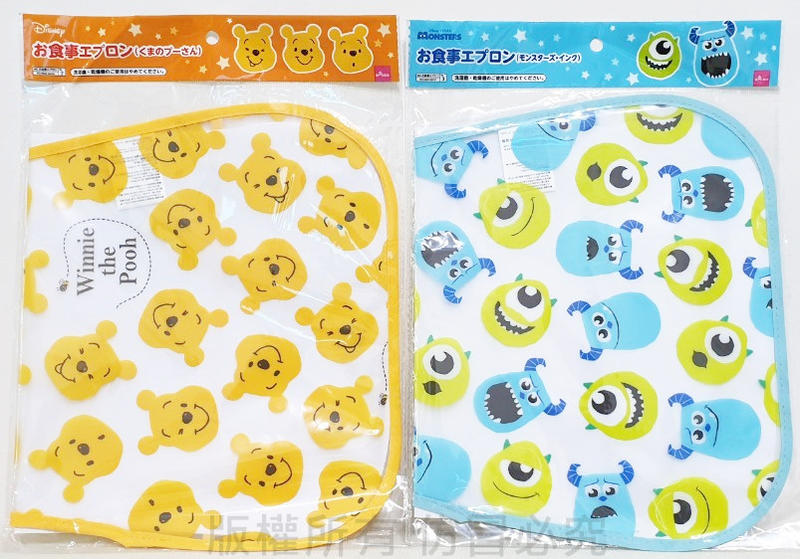 日本進口 正版授權迪士尼小熊維尼可水洗塑料圍兜怪獸電力公司兒童吃飯圍巾圍都嬰兒餵食巾餵食圍兜