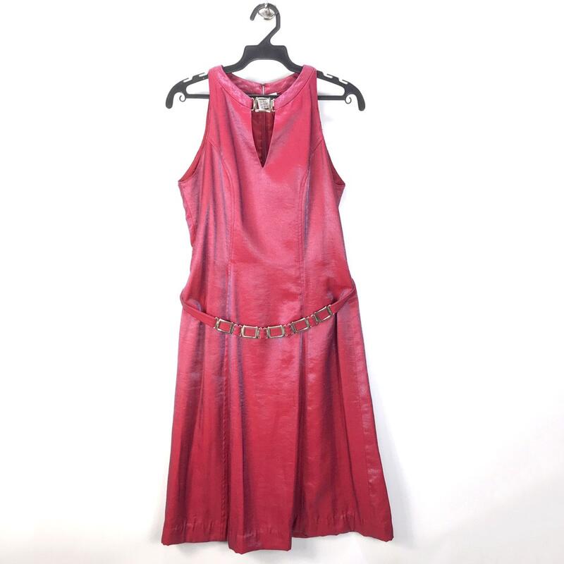 200611品牌HAPPY GIRL紅色藍色變色布料削肩金屬腰帶洋裝