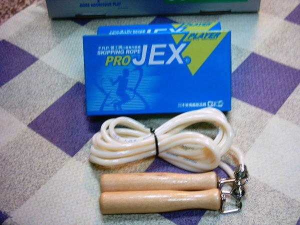 【大都會】~JEX健士牌健身.訓練.比賽用實心木柄跳繩 ~水藍盒