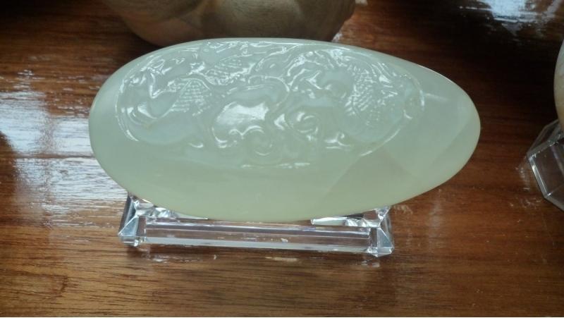 天然羊脂冰白玉*極品冰種玻璃種蘿蔔絲大把件 尺寸約:107*58*41mm，重400g