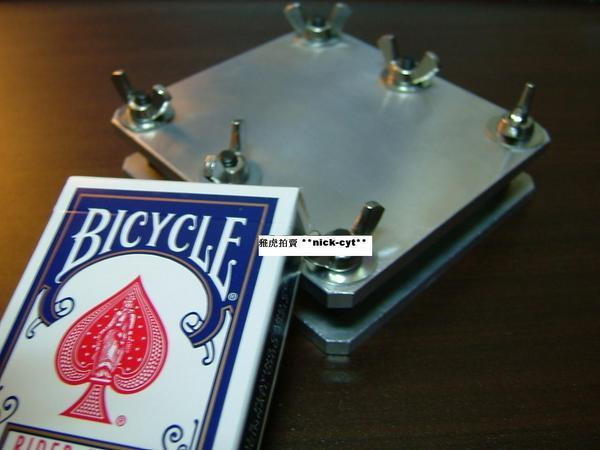 免運 魔術 紙牌 撲克牌 金屬 鋁製 壓牌器 整牌器