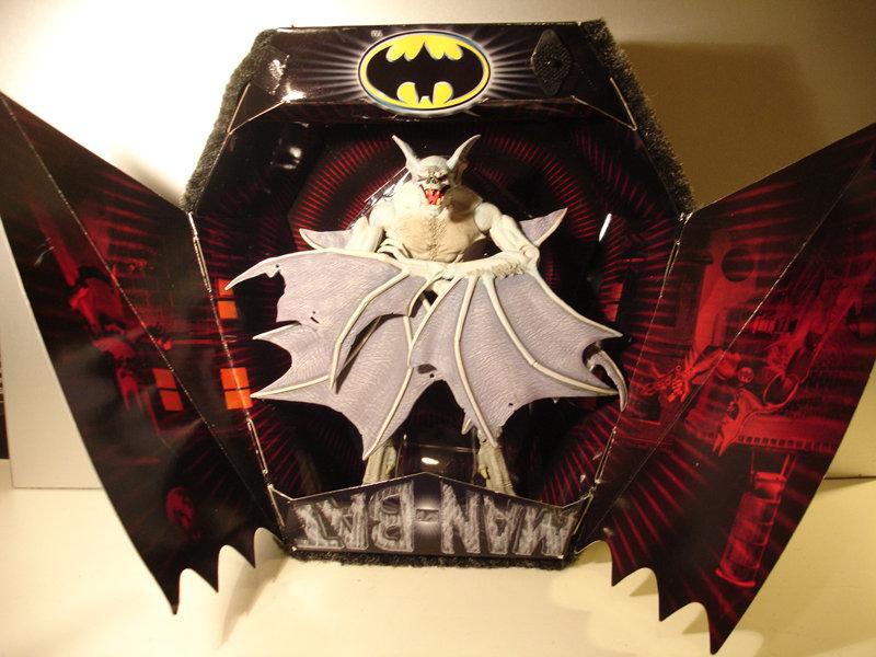 DC Universe Classics-White Man-Bat 白蝙蝠人音效棺材盒聖地牙哥漫畫展限定版