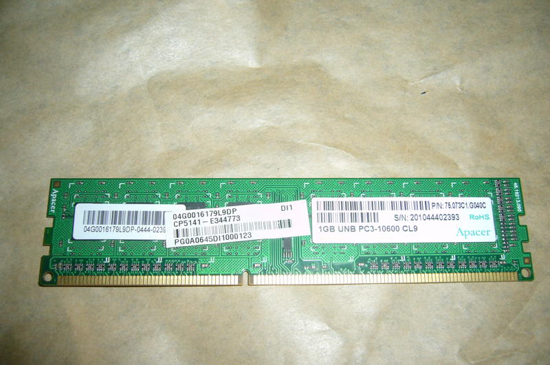 電腦零件 記憶體DDR3 1GB PC3-10600(中古)