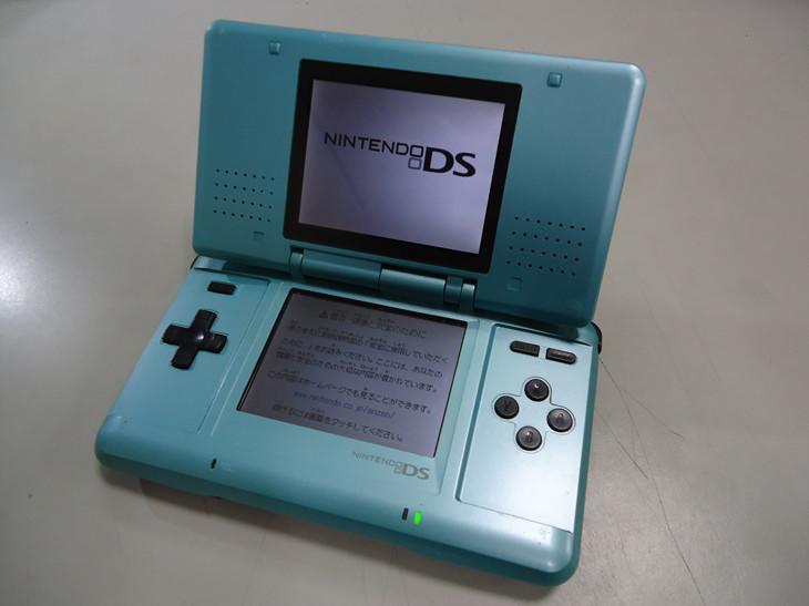 日本原裝**任天堂彩色觸控NDS厚機可玩NDS和GBA遊戲**4色可選**二手商品