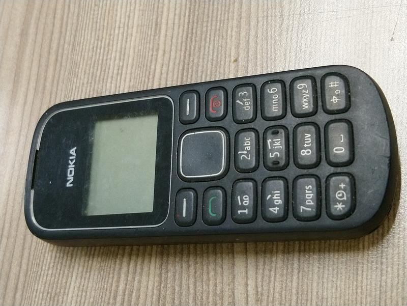 早期NOKIA 1280手機（無附電池）不知好壞當故障品便宜賣不保固售出不退換