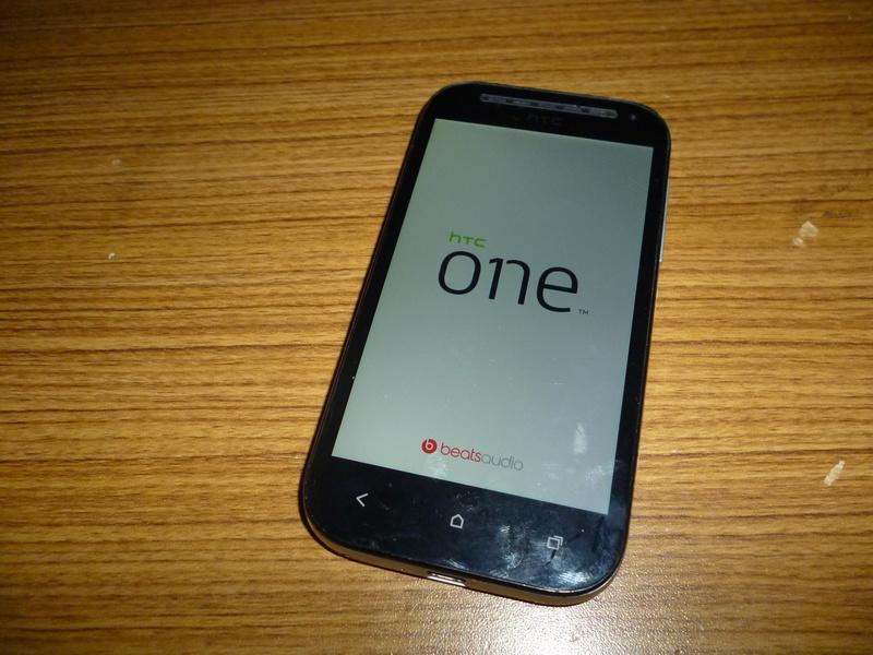 HTC-C520e觸控智慧手機500元-功能正常