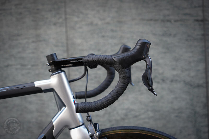 [合利單車]Vivimax 3D 立體碳纖紋 把手帶 BT-2087 (3D Carbon紋，超止滑)
