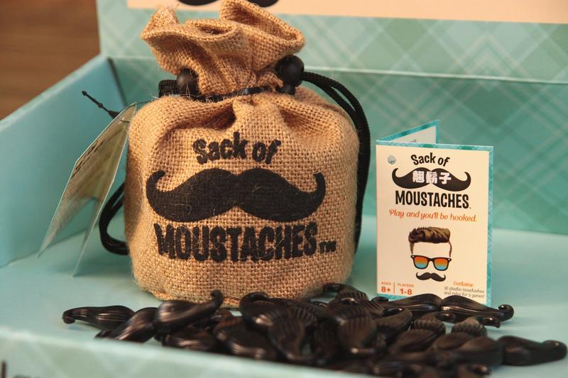 實體店面 現貨 翹鬍子玩具組 Sack of Moustaches 繁體中文正版桌遊