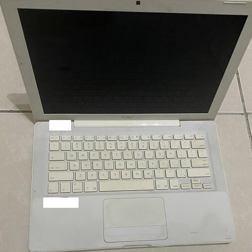 二手市面稀少復古2006年Apple 蘋果MacBook A1181 小白機(上電無反應當