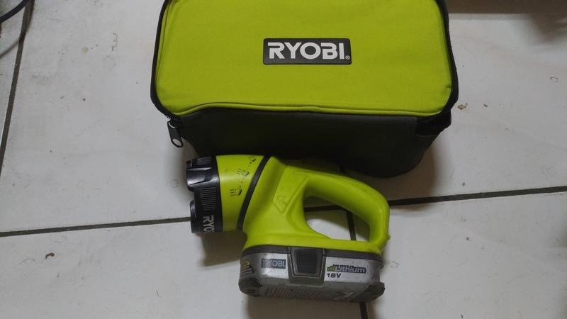 Ryobi工具袋18V手電筒，鋰電池