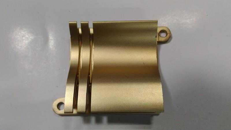 專用 鋁製散熱片 長:4.4*寬:3.7*高:1公分(銀黃色)