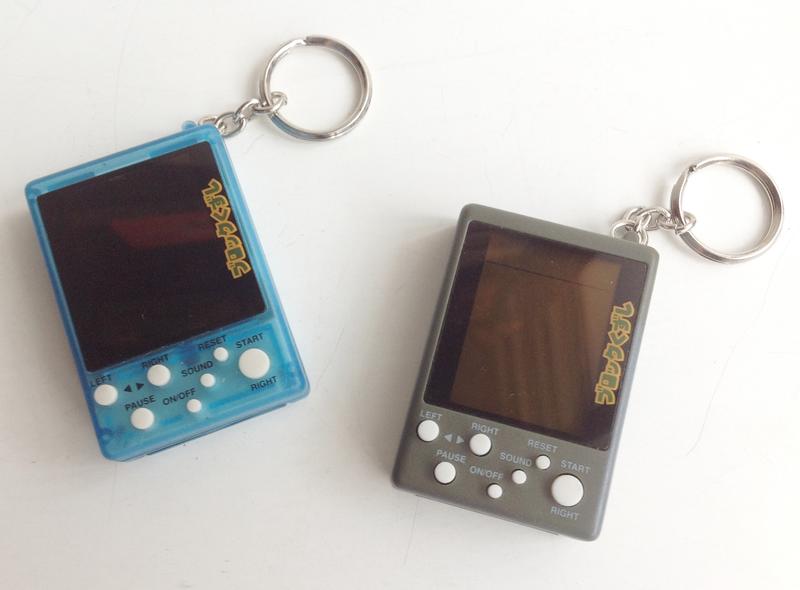 《**日本** 》HIRO 系列 鑰匙圈 掌上型電玩 ~懷舊收藏