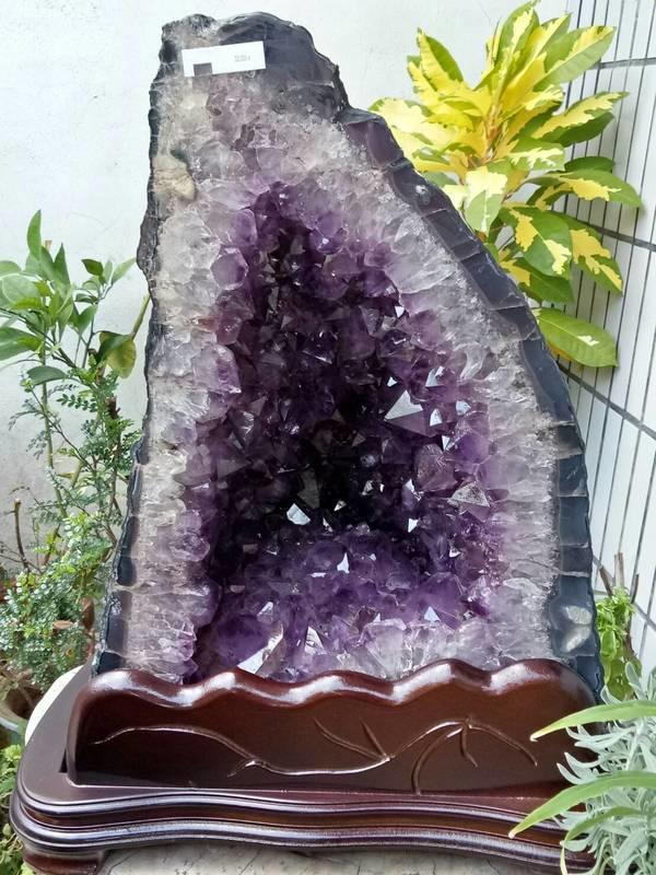 巴西紫水晶洞/金型+火型/厚皮/大結晶/深紫色 32.5kg <特惠品/不議價>