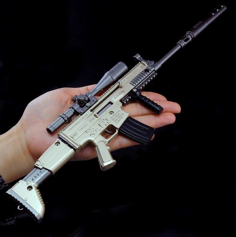 [熊拍賣]『PUBG SCAR-L 超大版』長34.5公分 絕地求生步槍模型PUBG