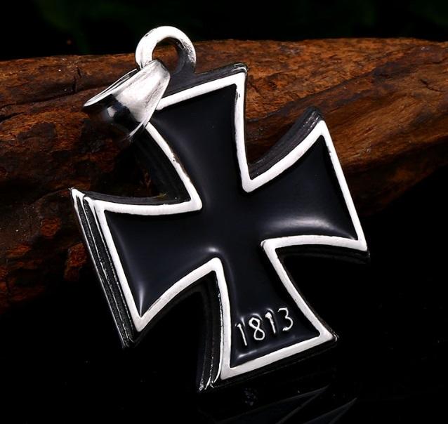 K71 復古 十字軍 鐵十字 勳章 雙面雕花 鈦鋼 項鍊 霸氣 男士 女士 項鍊