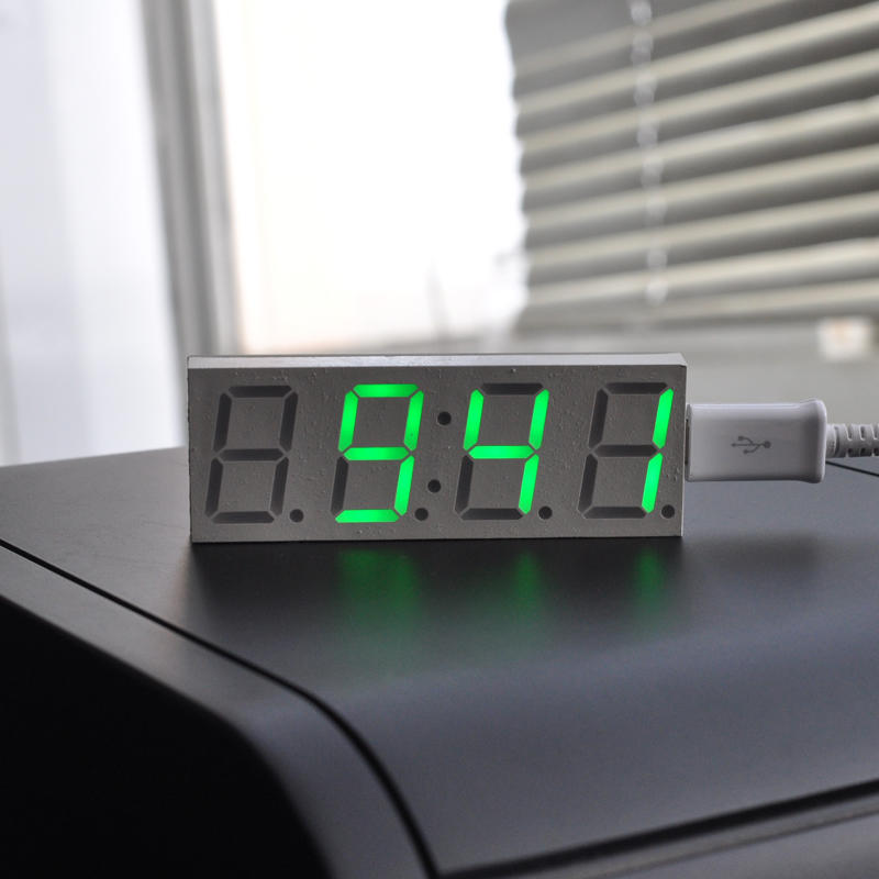 電子時鐘 0.8 英吋 DS3231 時鐘機芯 LED 時鐘 電子鐘 車用 USB 供電含電池