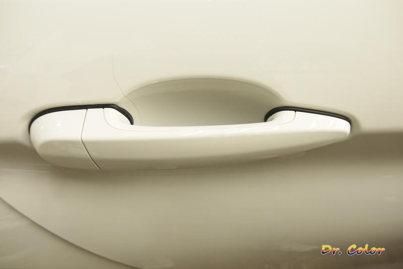 Dr. Color 玩色專業汽車包膜 BMW 420i 細紋自體修復透明犀牛皮_門碗