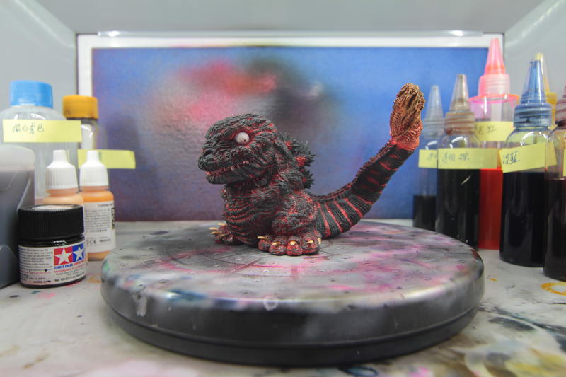 塗匠 模型 塗裝 代工 生物 怪獸  Q版 正宗哥吉拉 GK 螢光效果