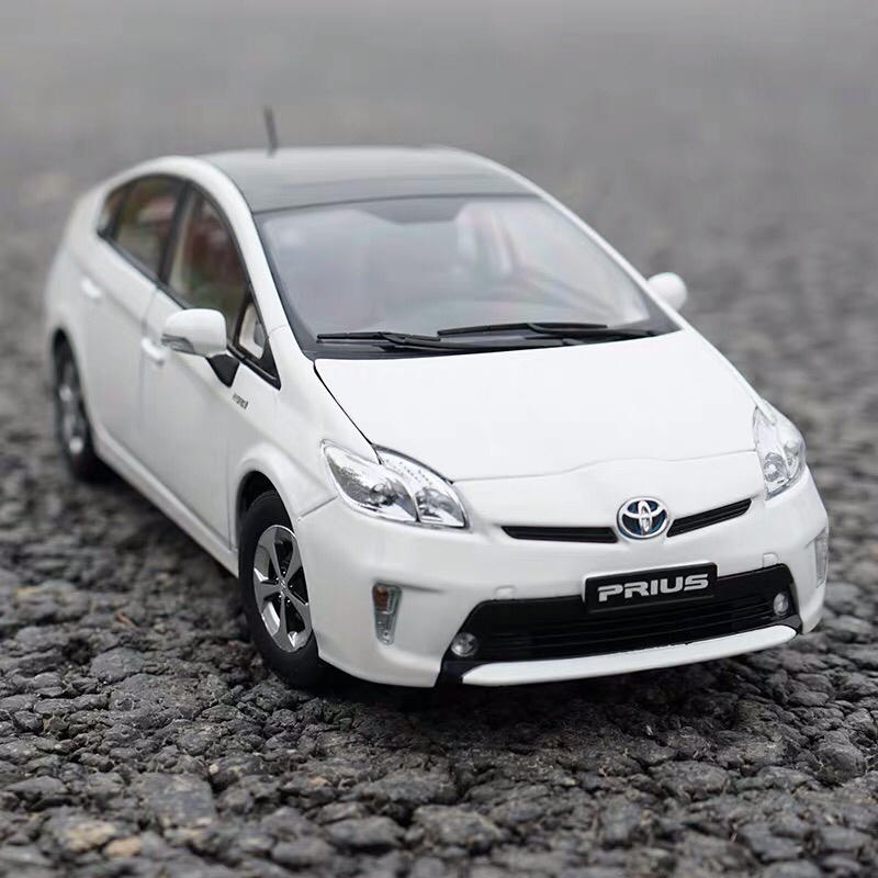 1:18 Toyota 豐田 Prius 油電 混合動力 普鋭斯 汽車模型  模型 合金車