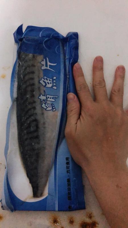 布袋港活海產-薄塩挪威鯖魚片230-250g