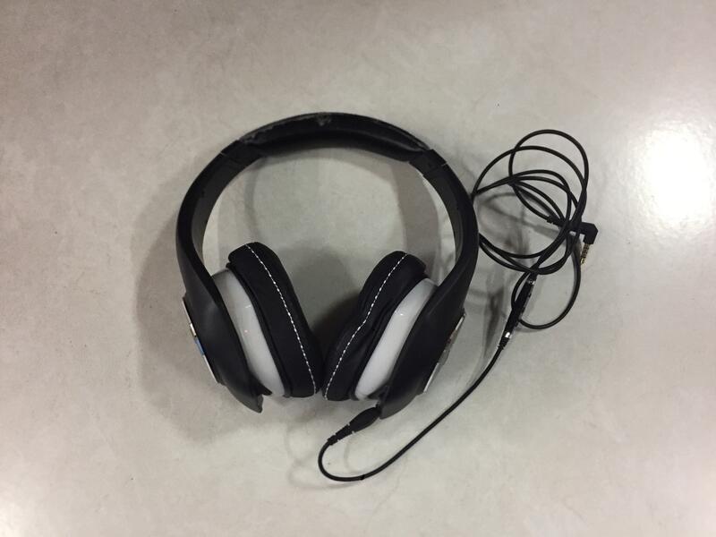 【億而創耳機音響】中華店展示機出清 DENON D340 耳罩式耳機 黑色 玩家收藏