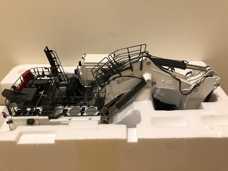 Liebherr R9400 巨型 怪手 挖土機 NZG 1/50 1:50 | 露天市集 | 全台最大的網路購物市集