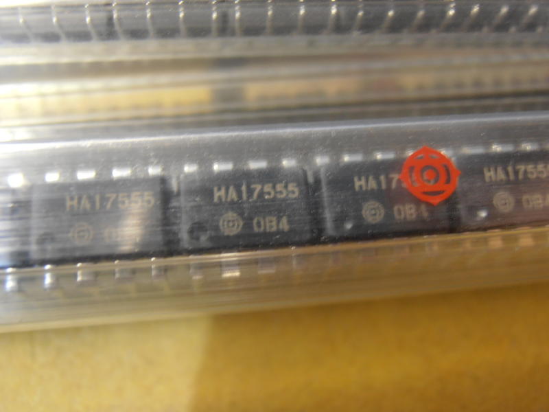 HA17555  原廠貨  計時器  DIP8  HITACHI
