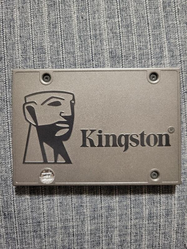 金士頓 Kingston 2.5吋 128g ssd 固態硬碟