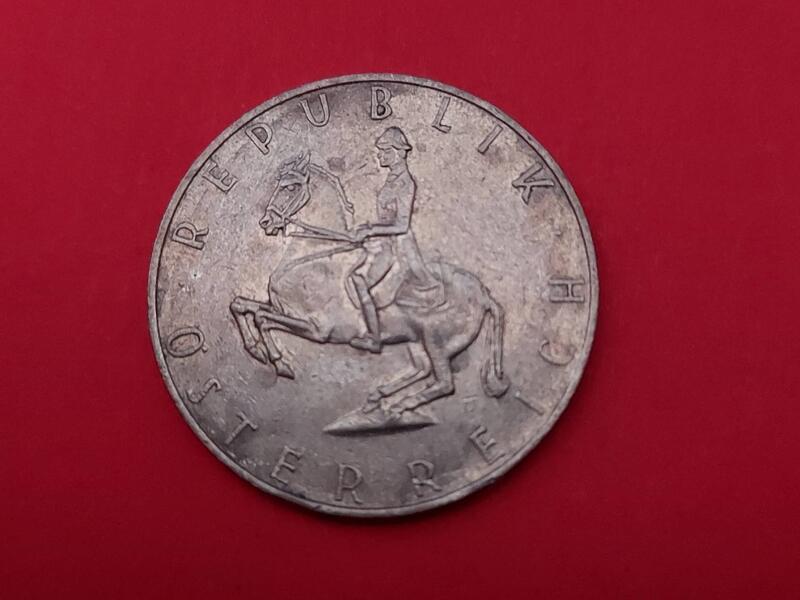 【錢幣與歷史】奧地利五先令 5 Schilling  騎士盾牌徽章 1975 奧地利早期硬幣 一枚 越戰結束 微軟成立