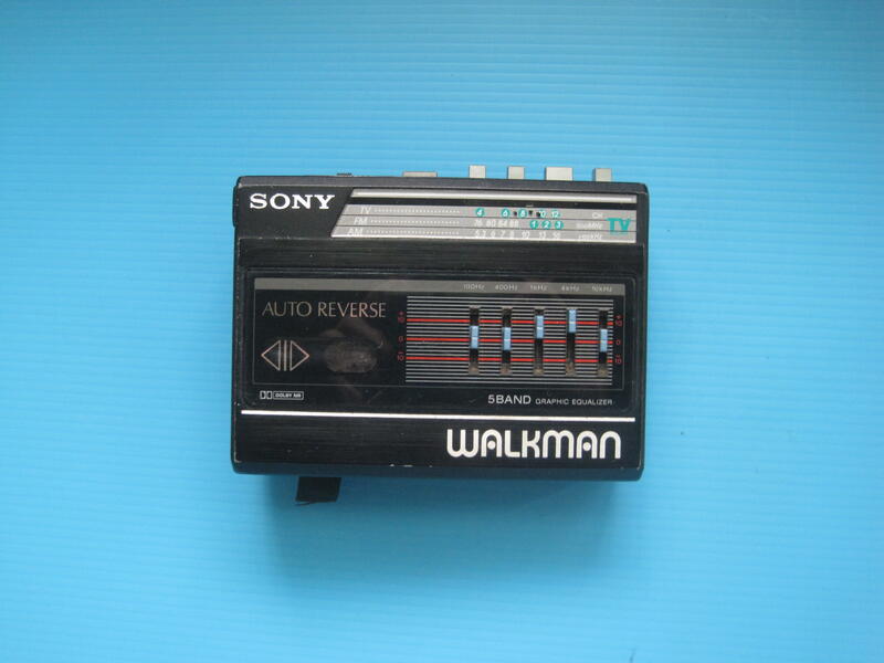 SONY WALKMAN WM-F60 卡式隨身聽 可過電. 能馬達會轉 故障零件機