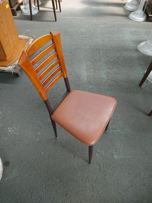 [龍宗清] 皮餐椅 (19041501-0019) 營業用餐椅 營業餐椅 餐廳椅 休閒餐椅 造型椅 西餐椅 咖啡椅 洽談椅 會議椅 