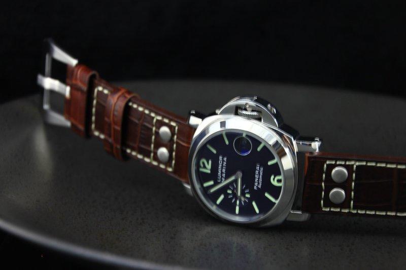 Hamilton的新衣飛行軍錶風格鉚釘 20mm 鱷魚皮紋路,直身咖啡色真皮錶帶 fit seiko omega IWC