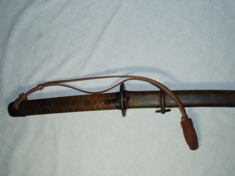 二戰日軍九五式(騎兵32年式)日本軍刀中末期型革刀緒高級多脂牛皮製100%精緻復刻