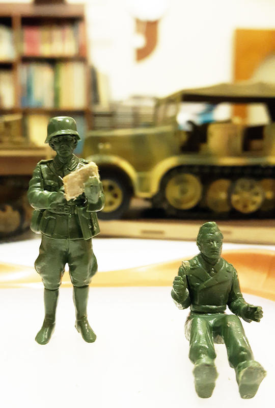 《廣寶閣》田宮Tamiya模型 1/35 二戰德軍兩個一標 50元 野戰軍官與戰車駕駛士官 TA-0022